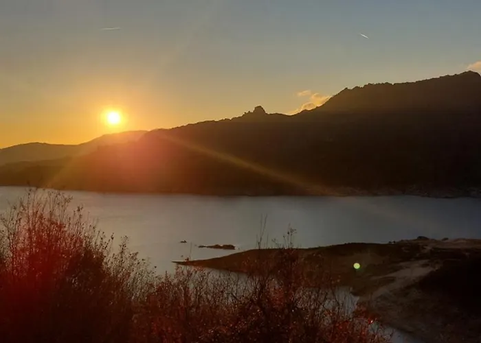 Casa Do Faqueiro De Casas Brioso